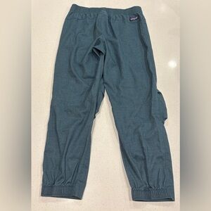 Women’s M Patagonia Pants